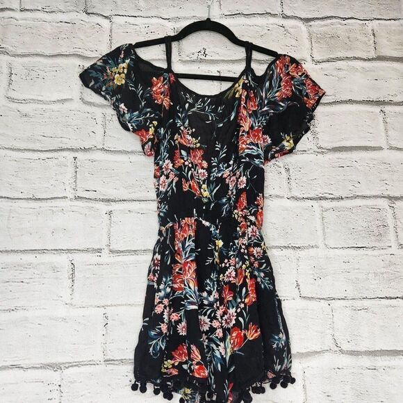 BAND OF GYPSIES Romper Women's Small Size Small Black Pink Floral pom pom - Picture 1 of 9